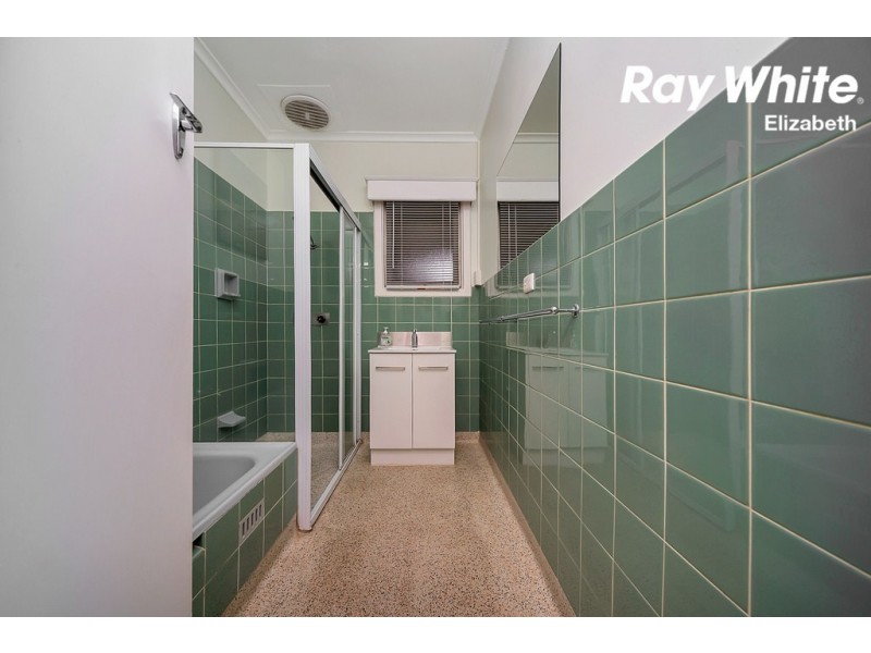 4 Karong Avenue, Brahma Lodge SA 5109