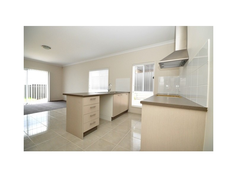 7 Lomandra Cres, Hillbank SA 5112