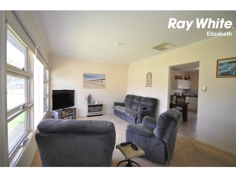 1 Saint Road, Smithfield Plains SA 5114