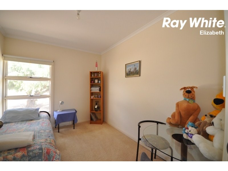 1 Saint Road, Smithfield Plains SA 5114