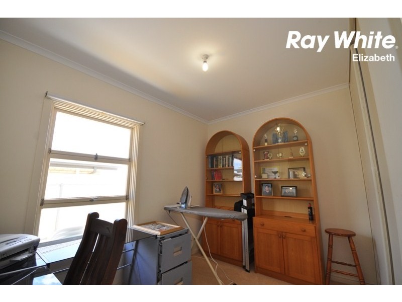 1 Saint Road, Smithfield Plains SA 5114