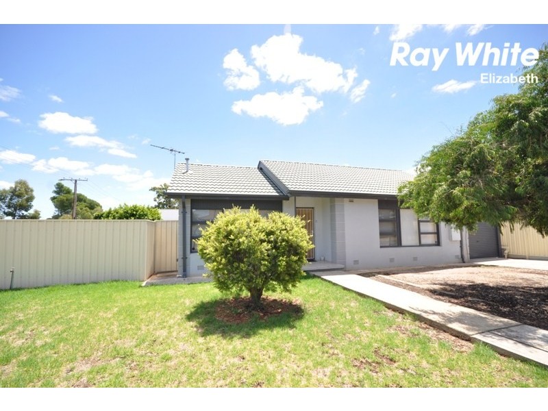 1 Saint Road, Smithfield Plains SA 5114