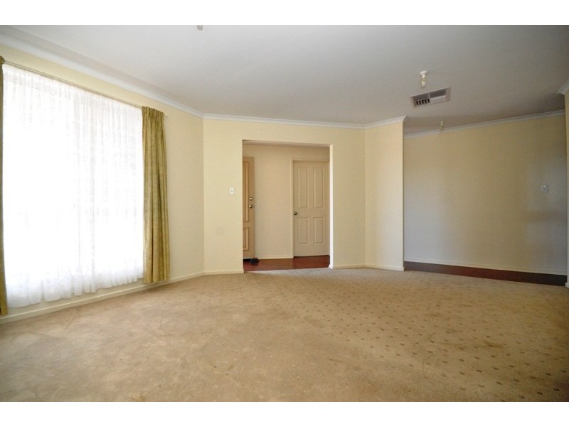 159 President Av, Andrews Farm SA 5114