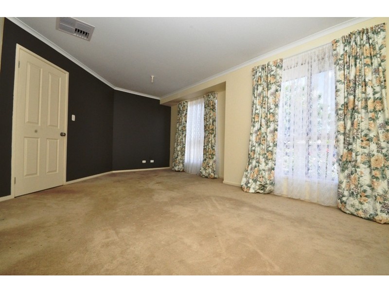 159 President Av, Andrews Farm SA 5114