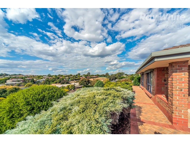 15 Mantua Ct, Greenwith SA 5125