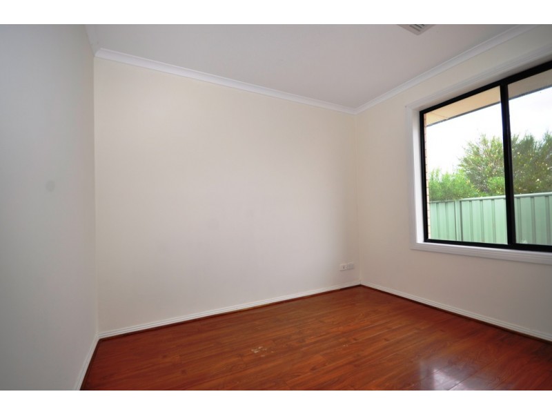 8 Dover Place, Elizabeth Park SA 5113