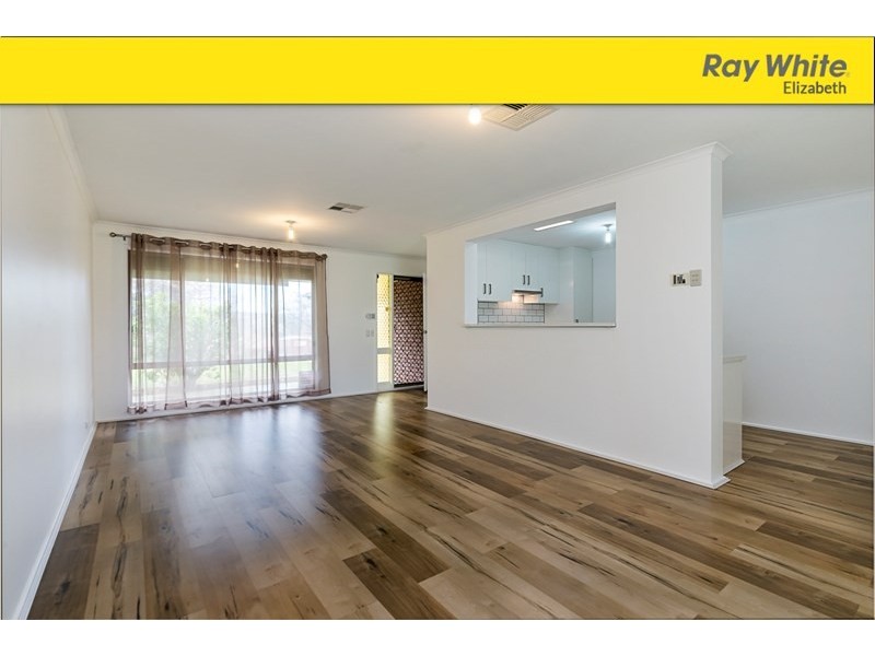 9 Scarborough Ct, Wynn Vale SA 5127