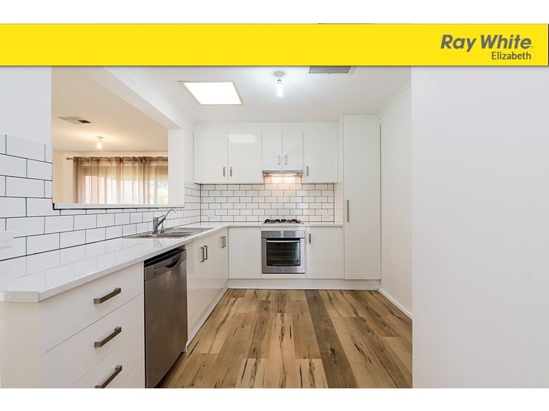 9 Scarborough Ct, Wynn Vale SA 5127