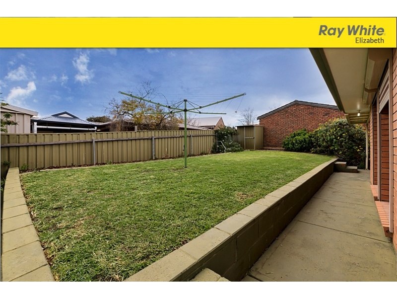 9 Scarborough Ct, Wynn Vale SA 5127