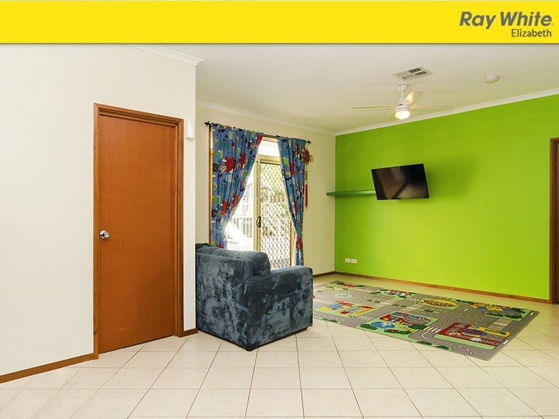 1 Gravity Grove, Munno Para West SA 5115