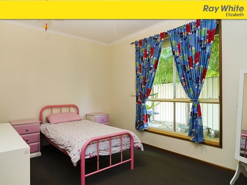 1 Gravity Grove, Munno Para West SA 5115