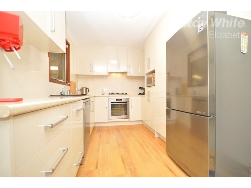 18 Tallara Crescent, Munno Para SA 5115