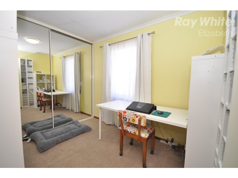 18 Tallara Crescent, Munno Para SA 5115
