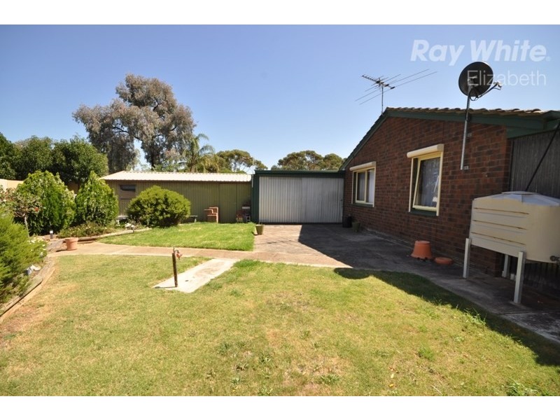 18 Tallara Crescent, Munno Para SA 5115