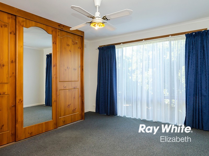 5 Hewish Crescent, Elizabeth Park SA 5113