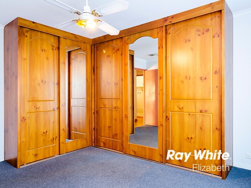 5 Hewish Crescent, Elizabeth Park SA 5113