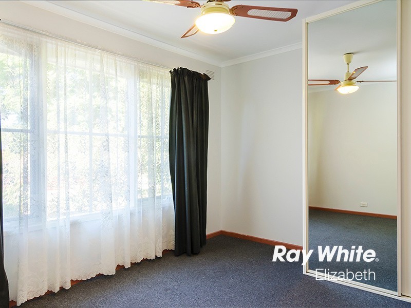 5 Hewish Crescent, Elizabeth Park SA 5113