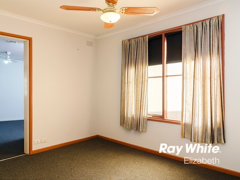 5 Hewish Crescent, Elizabeth Park SA 5113