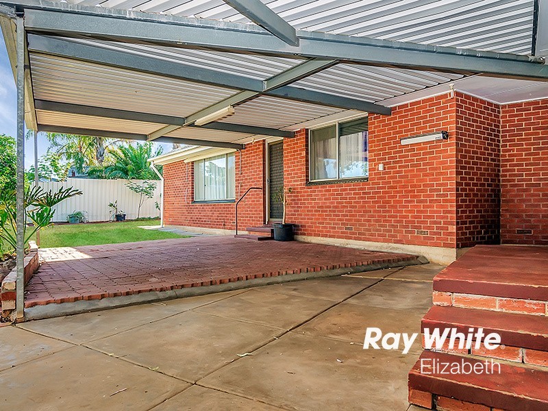 5 Hewish Crescent, Elizabeth Park SA 5113