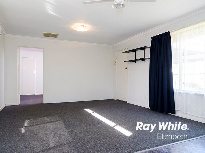 5 Hewish Crescent, Elizabeth Park SA 5113