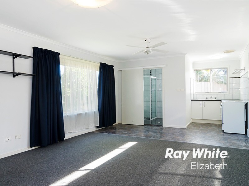 5 Hewish Crescent, Elizabeth Park SA 5113