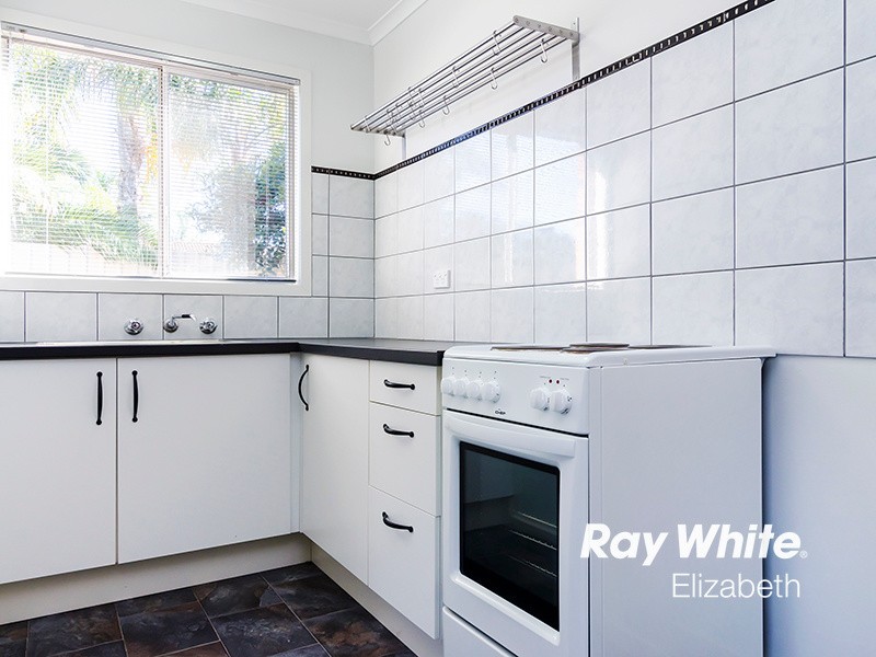 5 Hewish Crescent, Elizabeth Park SA 5113