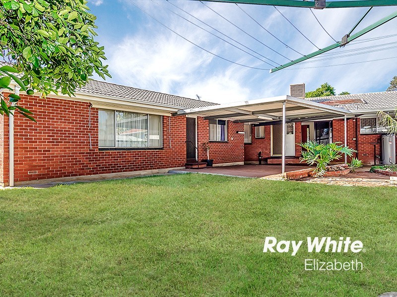 5 Hewish Crescent, Elizabeth Park SA 5113