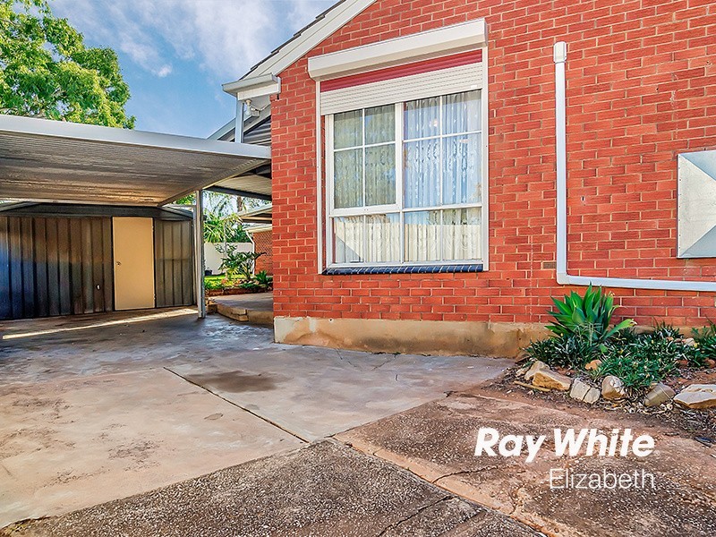 5 Hewish Crescent, Elizabeth Park SA 5113
