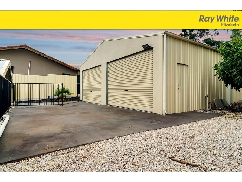 6 Yamba Court, Salisbury Heights SA 5109