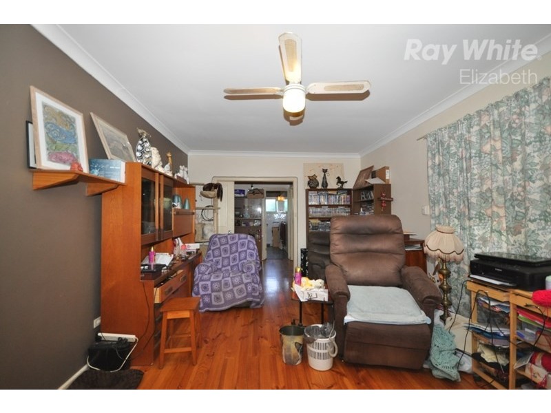 22 Shaftesbury Road, Elizabeth Vale SA 5112