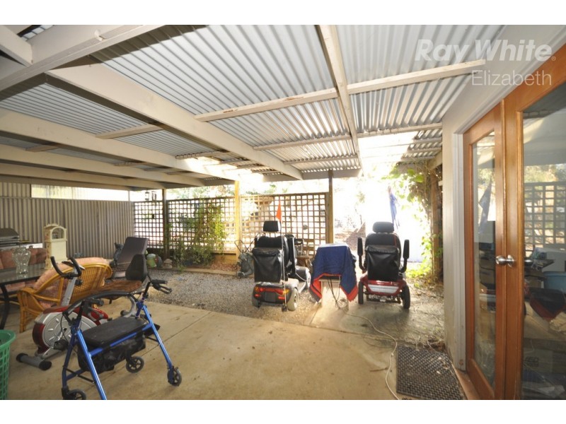 22 Shaftesbury Road, Elizabeth Vale SA 5112