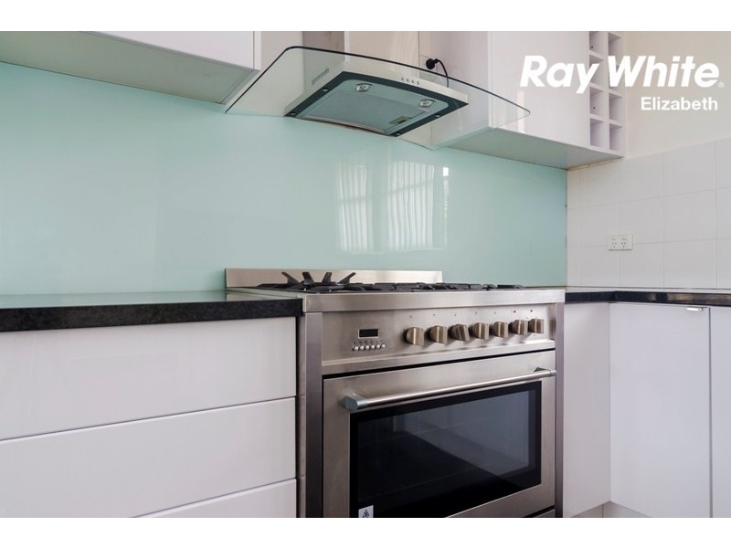 17 Coorong Crescent, Para Hills West SA 5096