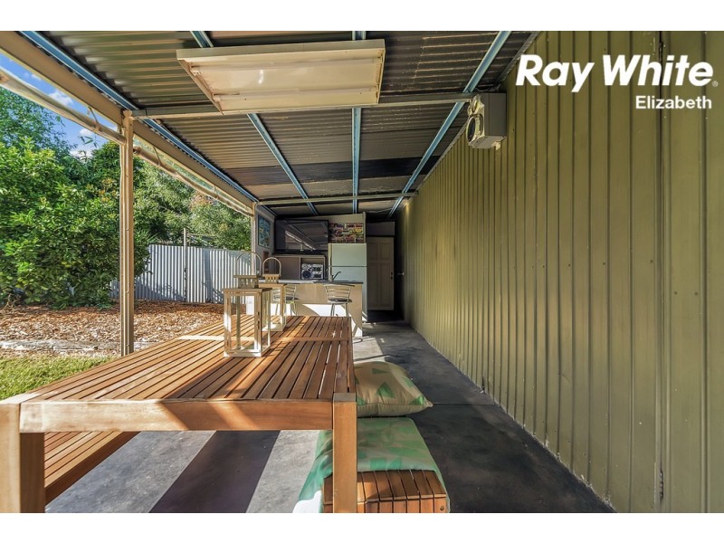 75 Northcote Drive, Para Hills West SA 5096