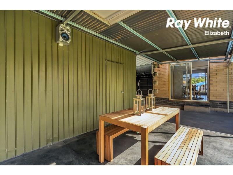 75 Northcote Drive, Para Hills West SA 5096