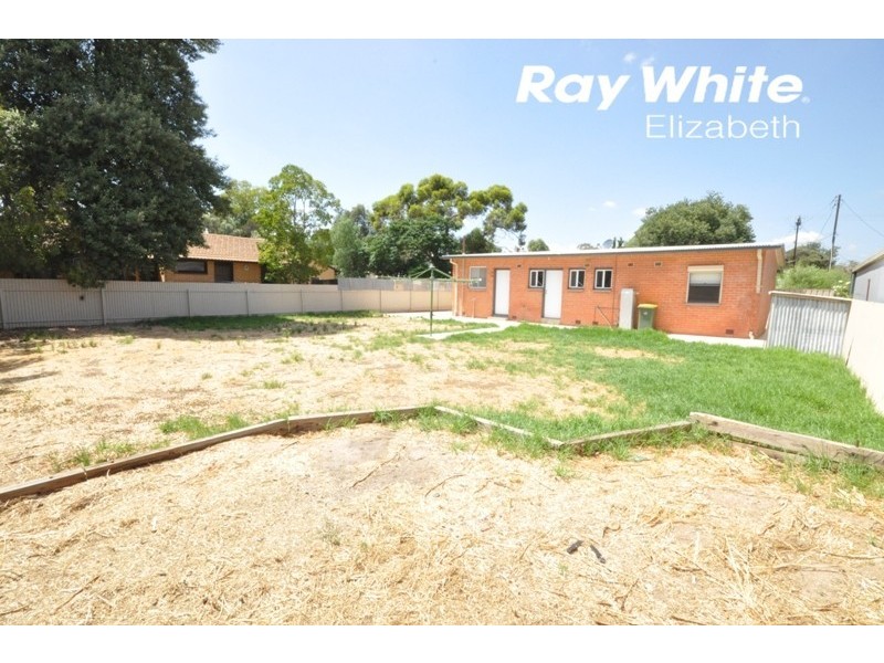 24 Berryman Road, Smithfield Plains SA 5114