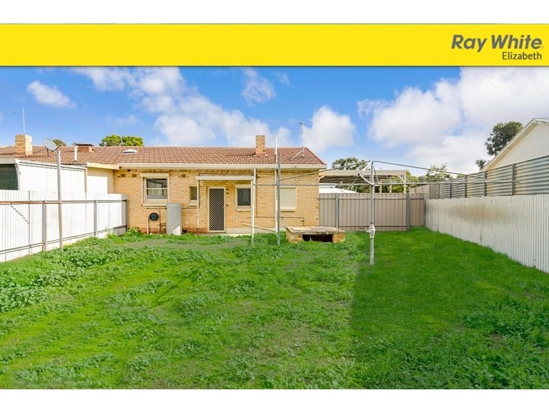 4 Shannon Street, Elizabeth East SA 5112