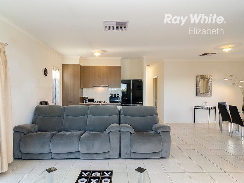13 Callabonna Avenue, Andrews Farm SA 5114