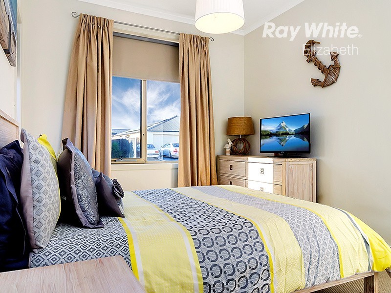 13 Callabonna Avenue, Andrews Farm SA 5114