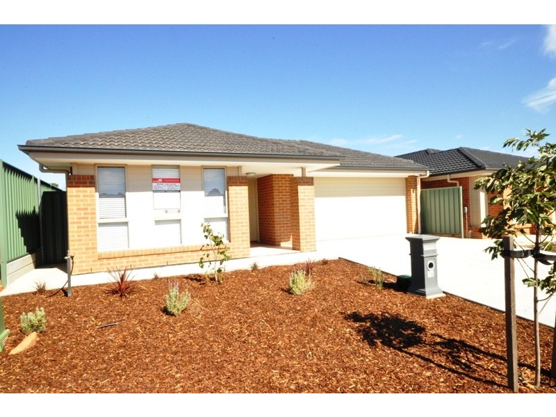 16 Evans Cresent, Evanston Gardens SA 5116