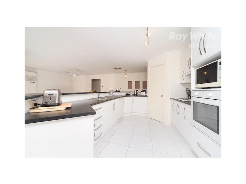 8 Enterprise Circuit, Andrews Farm SA 5114