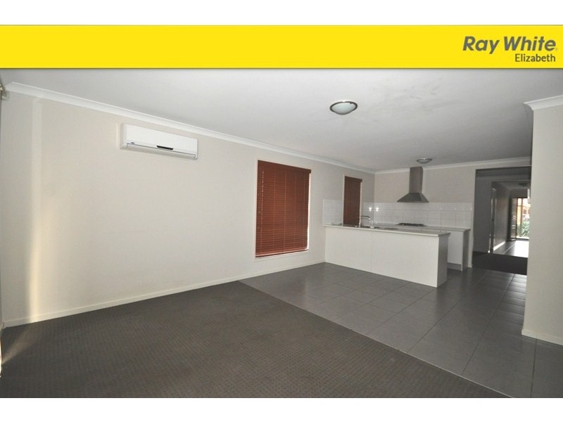10 Barrat Street, Smithfield Plains SA 5114