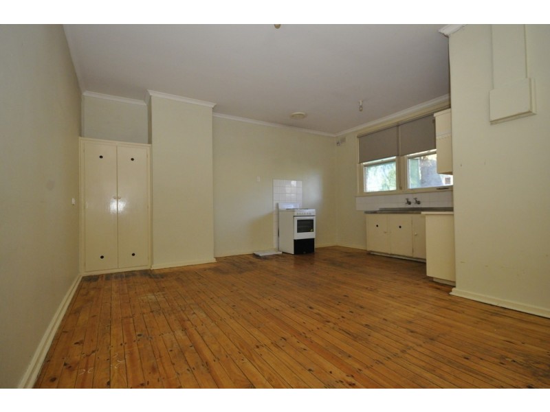 22 Midlow Road, Elizabeth Downs SA 5113