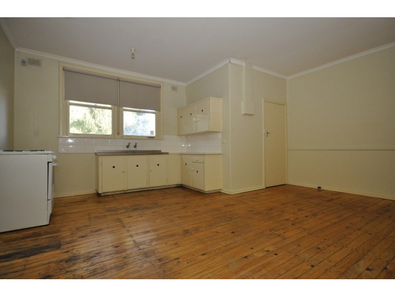 22 Midlow Road, Elizabeth Downs SA 5113