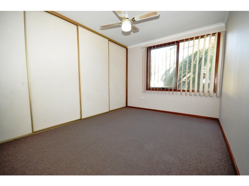 21 Lulama Cres, Munno Para SA 5115