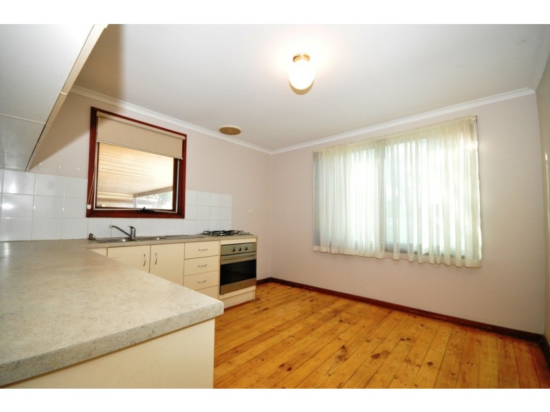 21 Lulama Cres, Munno Para SA 5115