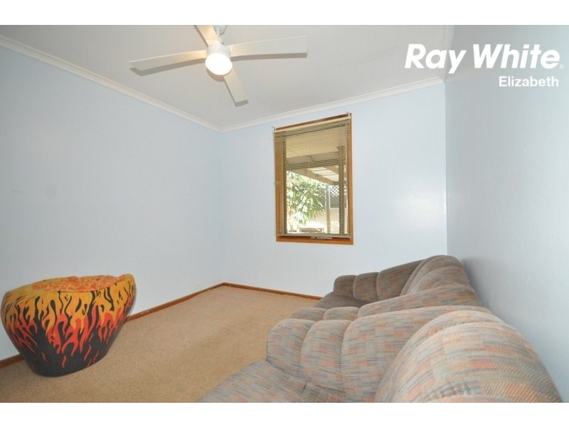 7 Adaluna Crescent, Smithfield SA 5114