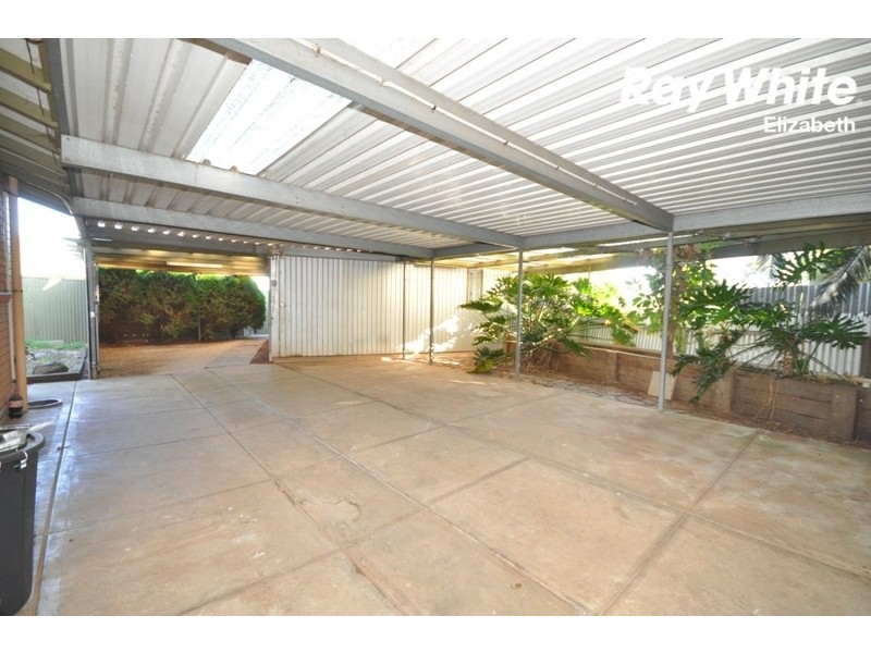 7 Adaluna Crescent, Smithfield SA 5114