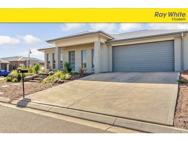 16 Teviot Place, Blakeview SA 5114