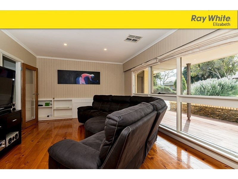 11 Caspar Street, Fairview Park SA 5126