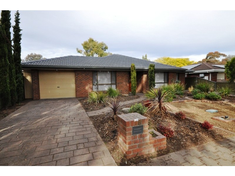 18 Blakiston Court, Paralowie SA 5108